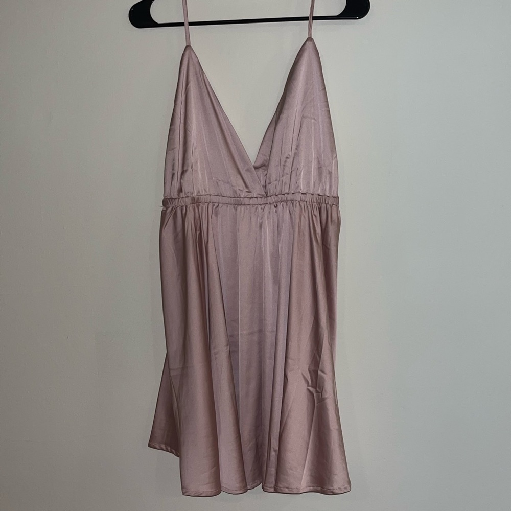 Dusty pink / mauve satin dress